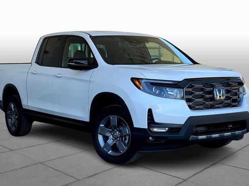 New 2025 Honda Ridgeline TrailSport image 2