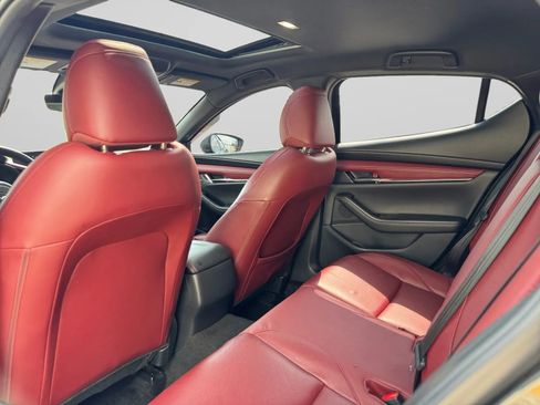 Used 2022 MAZDA MAZDA3 s image 27