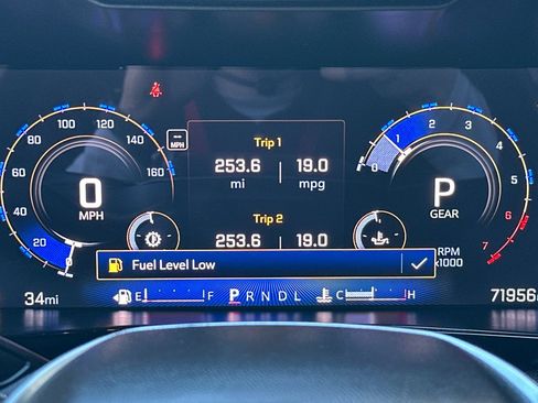 Used 2024 Chevrolet Colorado LT w/ LT Convenience Package image 32