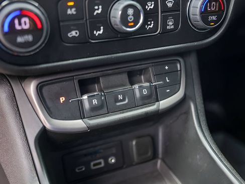 Used 2023 GMC Terrain AT4 AWD/4WD image 24