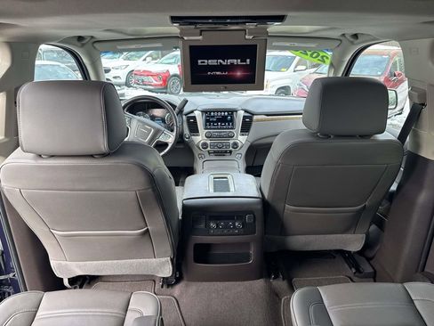 Used 2020 GMC Yukon Denali w/ Denali Ultimate Package image 13