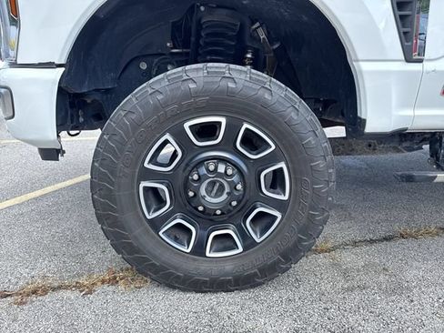 Used 2024 Ford F350 Platinum AWD/4WD image 34
