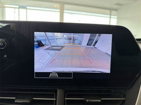 Certified 2025 Chevrolet Trax LS image 24