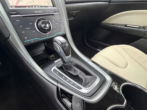 Used 2014 Ford Fusion Energi Titanium w/ Driver Assist Package FWD image 21
