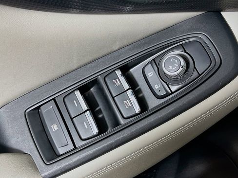 Used 2020 Subaru Forester Limited w/ Popular Package #3 AWD/4WD image 16