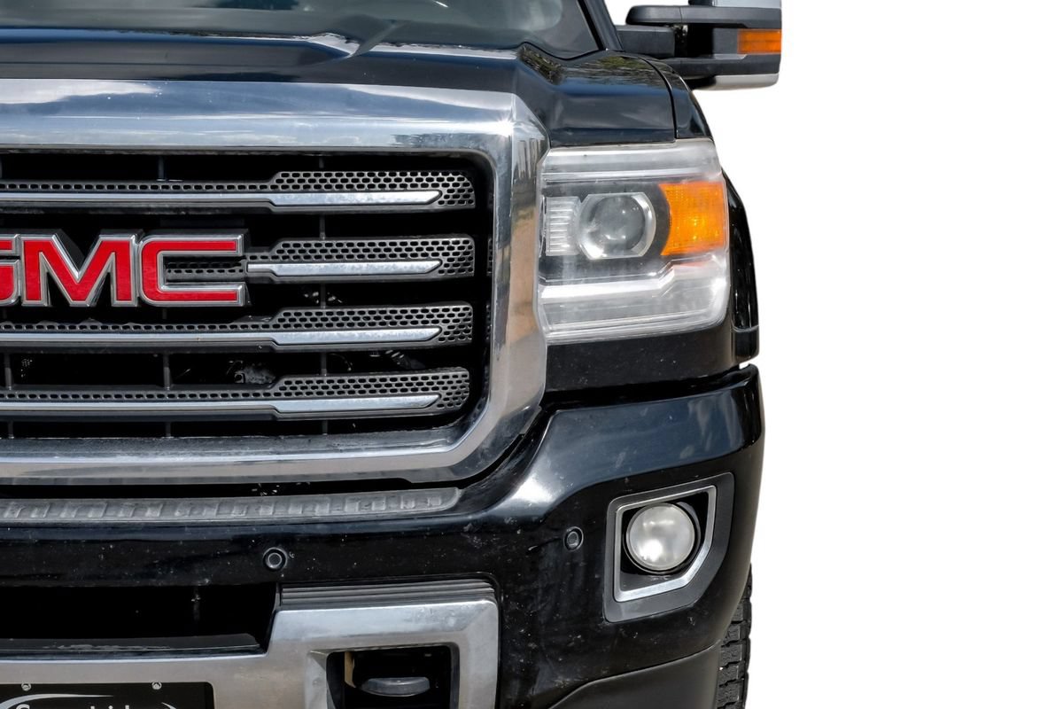 Used 2017 GMC Sierra 2500 SLT w/ All Terrain HD Package AWD/4WD image 51