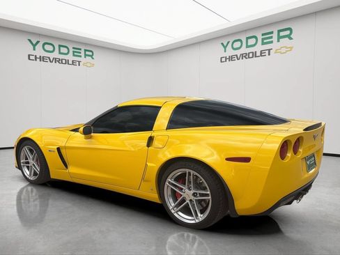 Used 2007 Chevrolet Corvette Z06 w/ Preferred Equipment Group RWD image 9