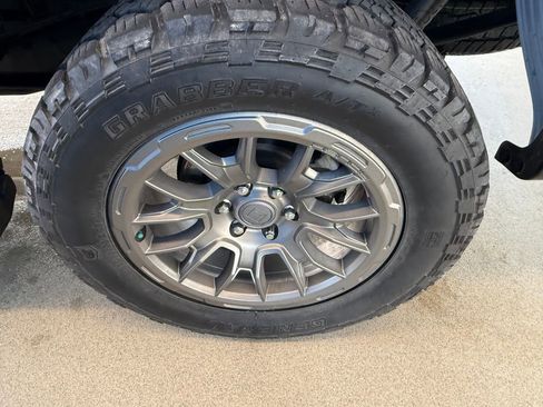 Used 2021 Ford F150 XLT w/ Equipment Group 302A High image 7