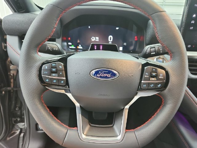 Used 2025 Ford Explorer ST-Line w/ Premium Package RWD image 24