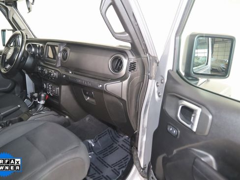 Used 2021 Jeep Wrangler Unlimited Sport image 49