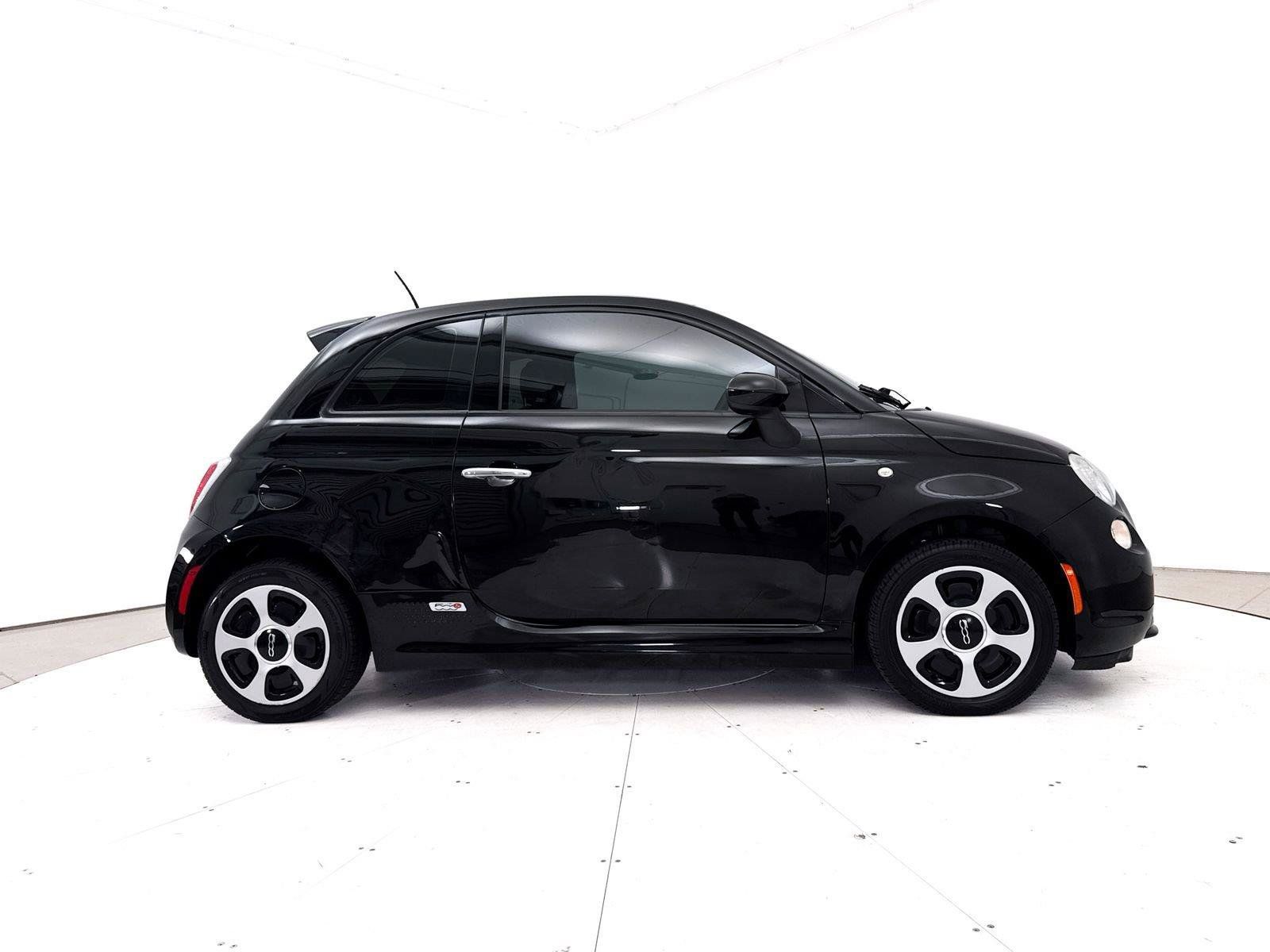 Used 2017 FIAT 500 e FWD image 24