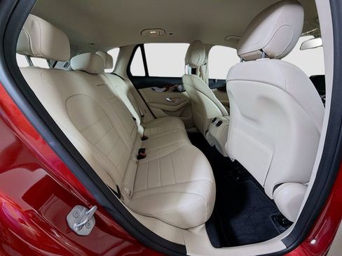 Certified 2018 Mercedes-Benz GLC 300 4MATIC image 29