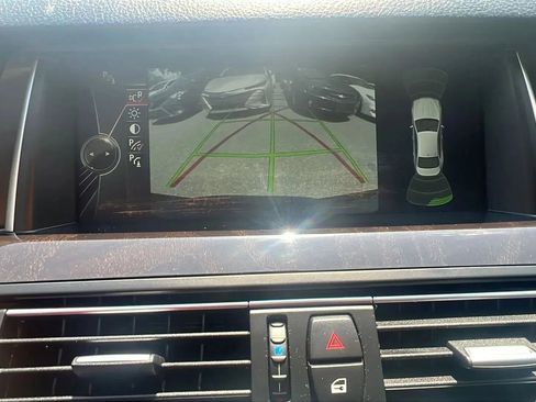 Used 2014 BMW 535i xDrive Sedan AWD/4WD image 17