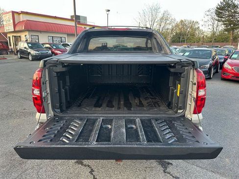 Used 2007 Chevrolet Avalanche LTZ w/ LTZ Preferred Equipment Group image 14