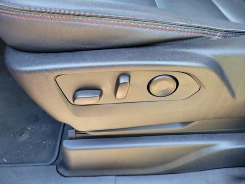 Used 2023 Chevrolet Suburban RST RWD image 23