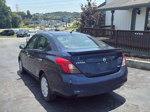 Used 2013 Nissan Versa SV image 7