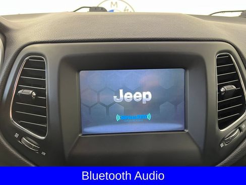 Used 2020 Jeep Compass Latitude w/ Cold Weather Group AWD/4WD image 8