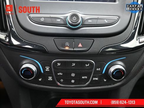 Used 2023 Chevrolet Equinox RS image 17
