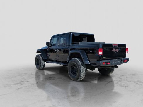 Used 2023 Jeep Gladiator Rubicon w/ Cold Weather Group image 5