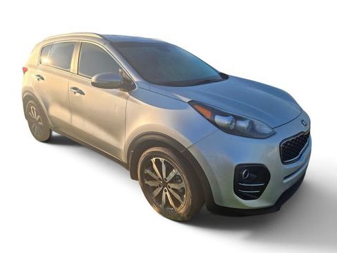 Used 2019 Kia Sportage EX FWD image 1