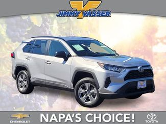 Certified 2022 Toyota RAV4 LE AWD/4WD video 1