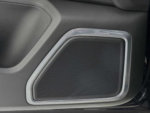 Certified 2018 Porsche Macan Turbo AWD/4WD image 12