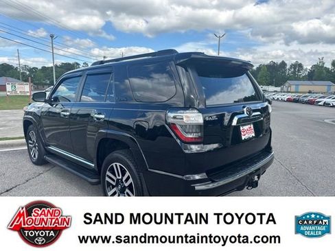 Used 2024 Toyota 4Runner Limited AWD/4WD image 5