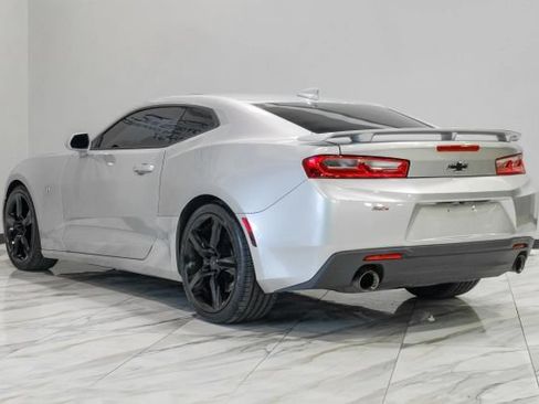 Used 2018 Chevrolet Camaro SS RWD image 16