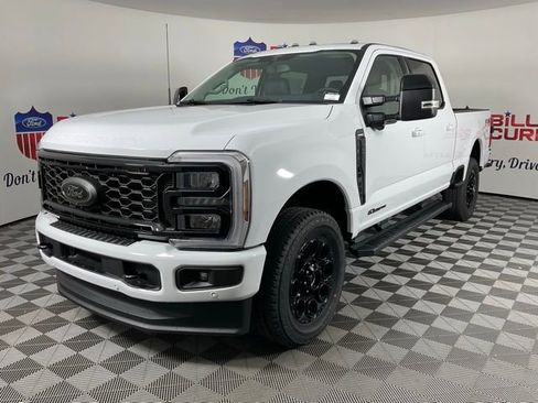 New 2026 Ford F250 Lariat w/ Black Appearance Package image 7