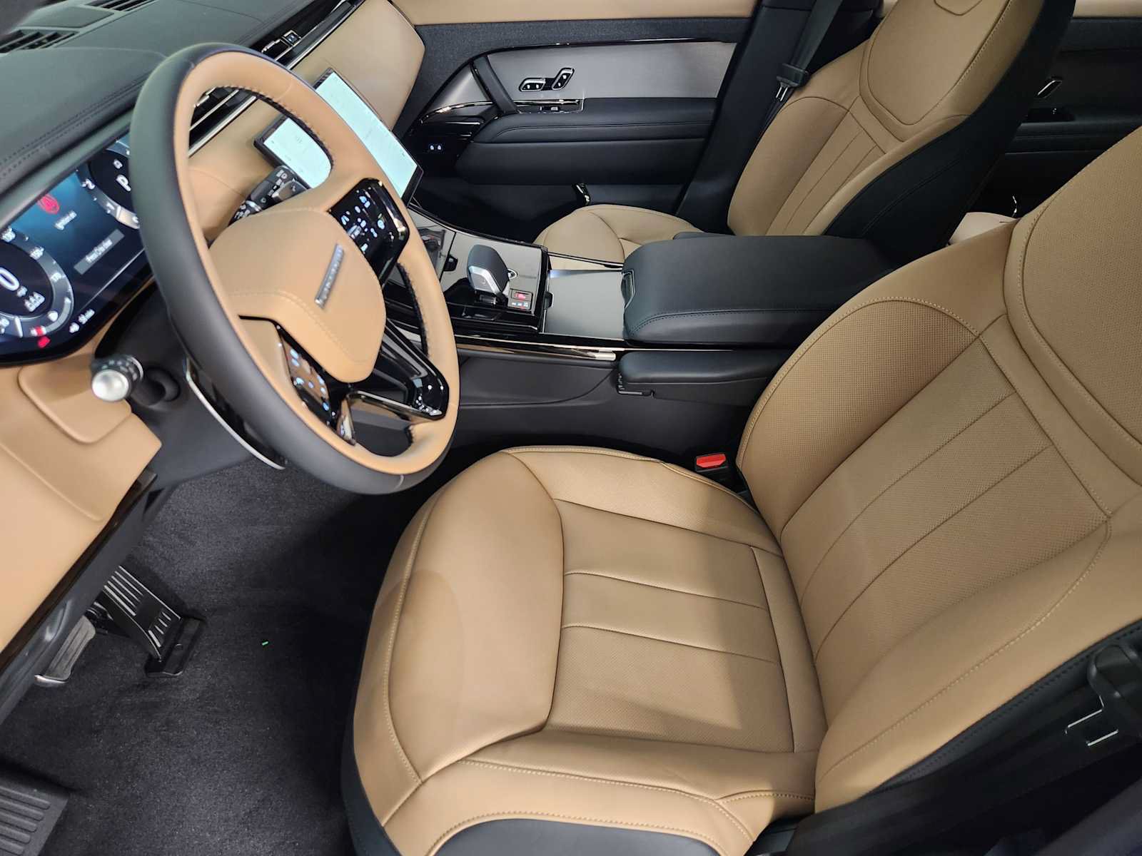 New 2027 Land Rover Range Rover Sport Dynamic SE AWD/4WD image 14
