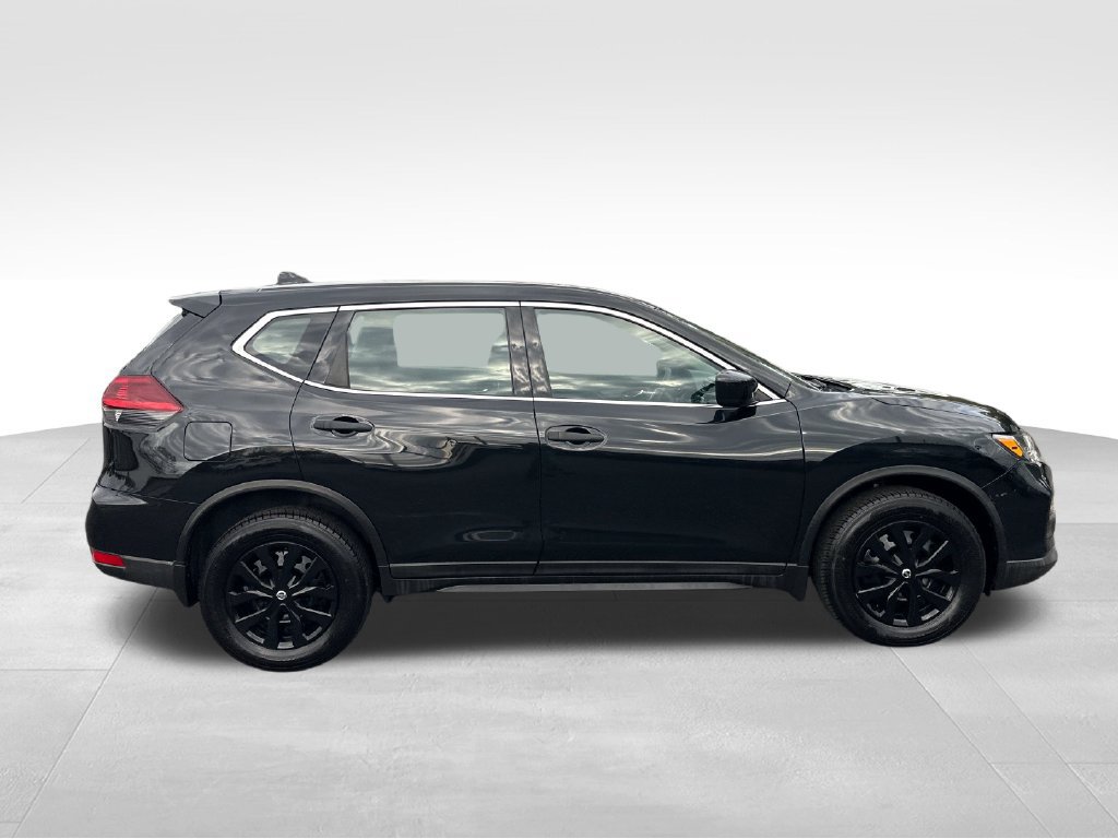 Used 2018 Nissan Rogue S AWD/4WD image 8