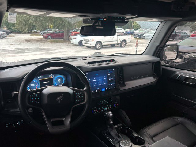 Used 2025 Ford Bronco Badlands AWD/4WD image 14