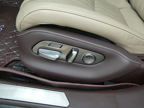 Used 2018 Lexus LS 500 AWD image 28