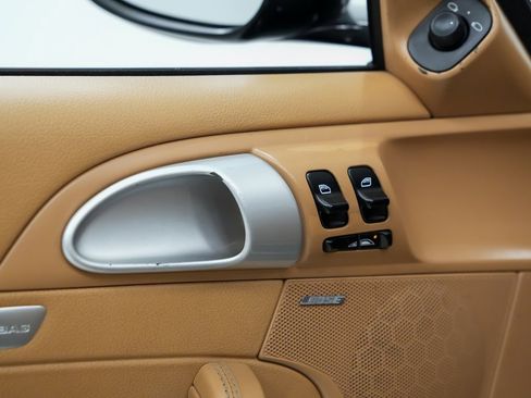 Used 2009 Porsche 911 Carrera image 18