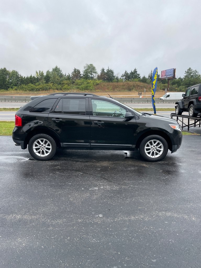 Used 2013 Ford Edge SE FWD image 6