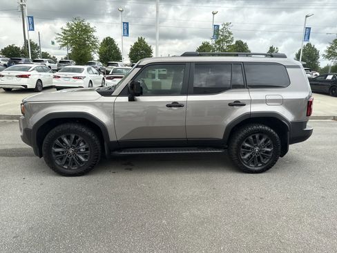 Used 2025 Toyota Land Cruiser w/ Premium Package AWD/4WD image 4