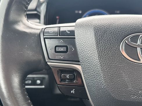 Used 2025 Toyota Camry XSE image 17