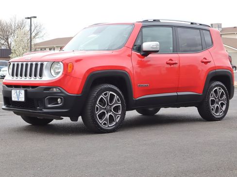 Used 2016 Jeep Renegade Limited image 11