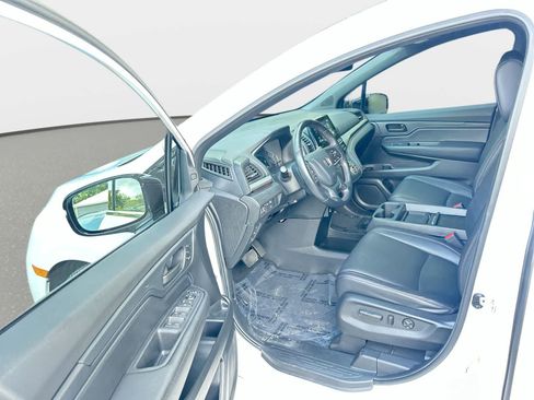 Certified 2024 Honda Odyssey Sport image 10