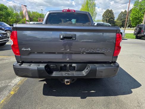 Used 2020 Toyota Tundra Platinum image 4