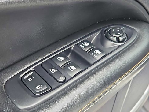 Used 2019 Jeep Compass Latitude AWD/4WD image 23