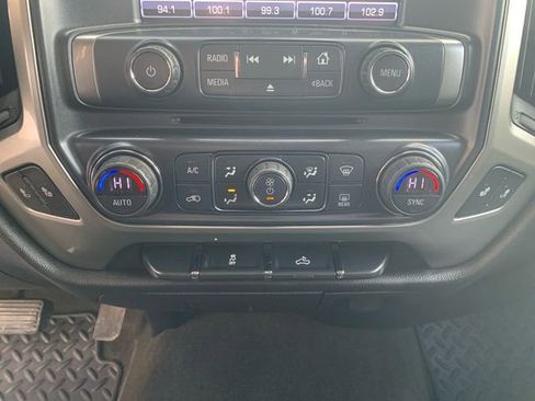 Used 2018 Chevrolet Silverado 1500 LT w/ All Star Edition image 28