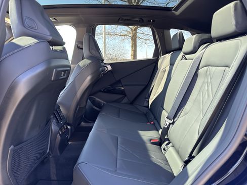 New 2026 BMW X3 xDrive30 w/ Premium Package image 11