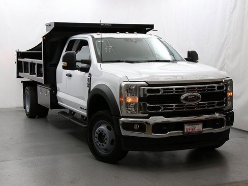 New 2025 Ford F550 4x4 Supercab Super Duty image 1