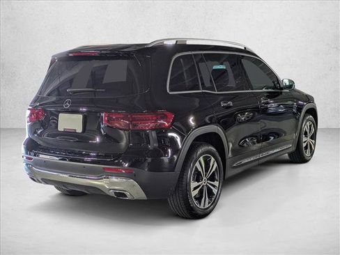Used 2025 Mercedes-Benz GLB 250 image 5