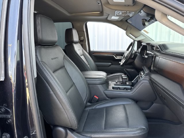 Used 2024 GMC Sierra 1500 Denali w/ Technology Package AWD/4WD image 30