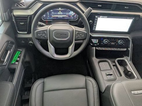 New 2026 GMC Sierra 2500 Denali AWD/4WD image 8