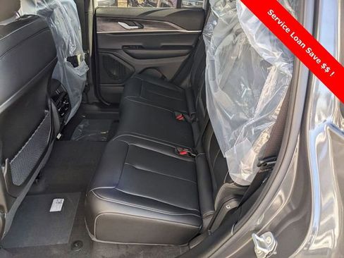 New 2025 Jeep Grand Cherokee Limited image 5