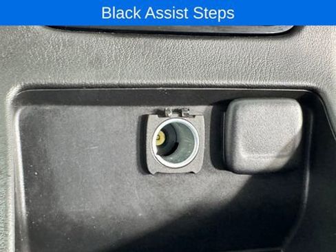 Used 2020 Chevrolet Tahoe LT w/ RST Edition AWD/4WD image 31