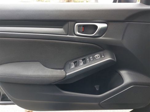 Used 2023 Honda Civic Sport image 27